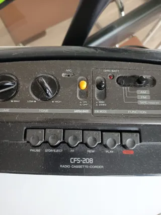 Radio Casete Sony Mega Bass CFS-208