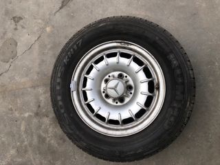 Llanta Mercedes Benz con Neumático Kumho