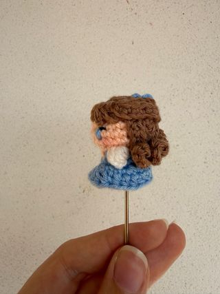 Mini amigurumi Daphne - Bridgerton