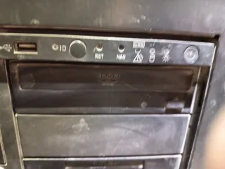 Servidor Fujitsu PRIMERGY TX150 S6. Funciona.