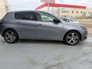 Peugeot 308 2016