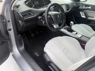 Peugeot 308 2016