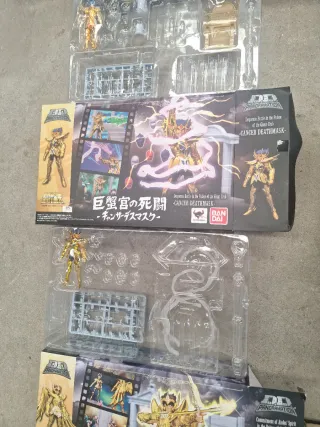 10 Figuras Caballeros del Zodiaco Originales