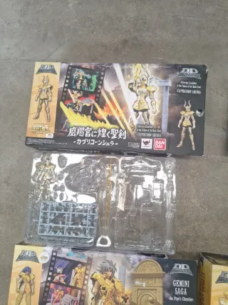 10 Figuras Caballeros del Zodiaco Originales