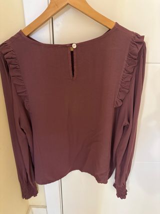 Blusa larga Brookville color berenjena