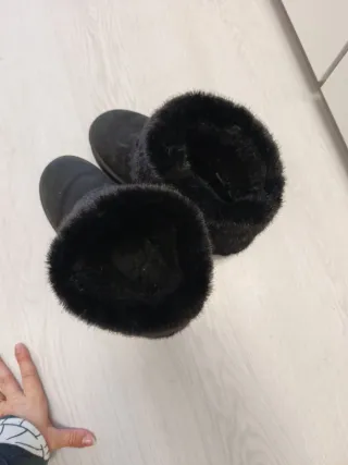 Botas de mujer negras con pelo