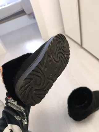 Botas de mujer negras con pelo