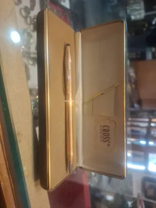 Bolígrafo CROSS Dorado