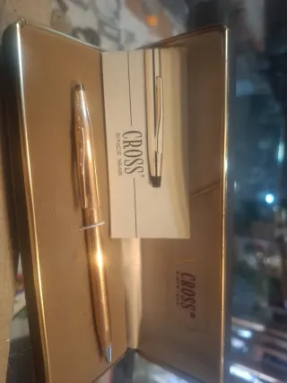 Bolígrafo CROSS Dorado