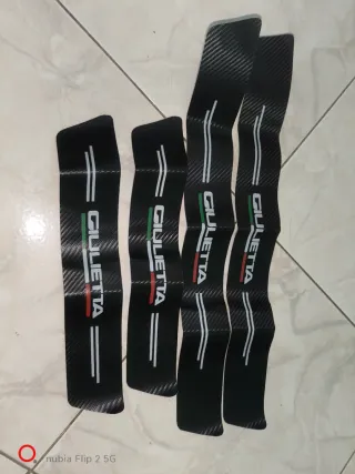 4 adesivi giulietta alfa romeo