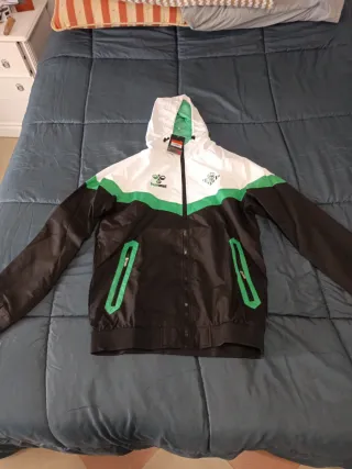 Cortavientos Hummel Negro, Verde y Blanco