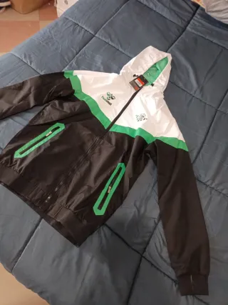 Cortavientos Hummel Negro, Verde y Blanco