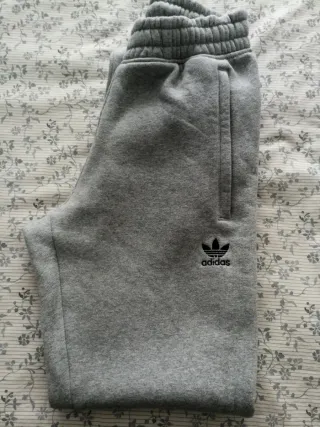 Pantalón chándal Adidas Talla S Gris