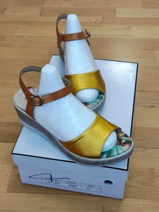 Sandalias fluchos dorkin sin estrenar 37