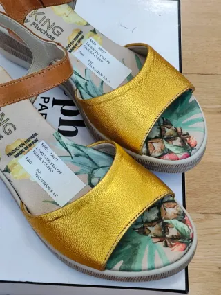 Sandalias fluchos dorkin sin estrenar 37