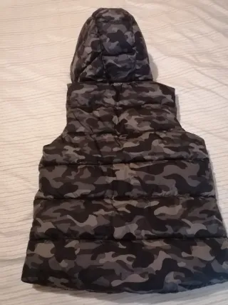 Chaleco acolchado niño camuflaje