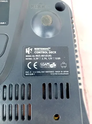 Consola Nintendo 64 con 2 mandos