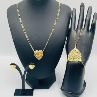 Pendientes Corazón Flores Circonita Dorados