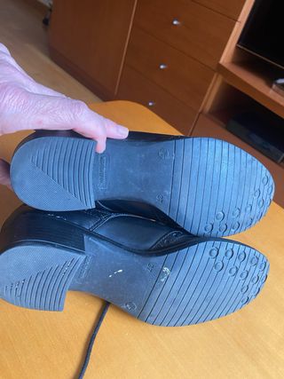 Zapatos negros de piel