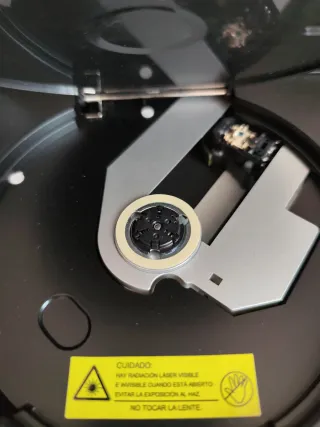 DVD Portátil Axion FDV570CA