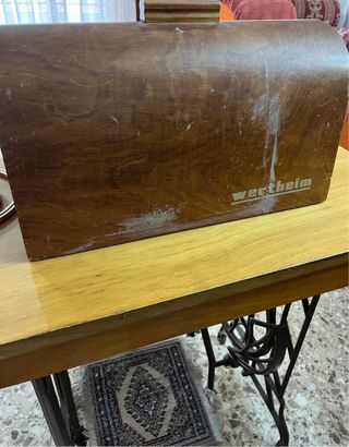 Máquina de coser Wertheim vintage