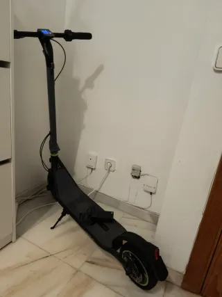 Patinete eléctrico poco uso