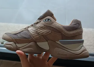 New Balance 9060 bege/castanho