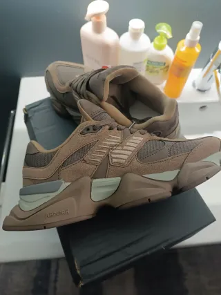 New Balance 9060 bege/castanho