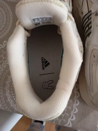 Zapatillas Adidas Response CL x Bad Bunny Talla 40