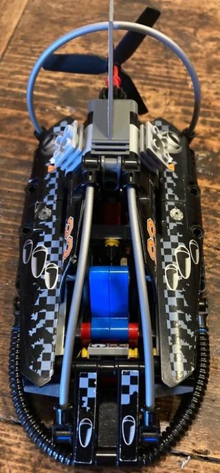 Lego Technic 42002 - Hovercraft