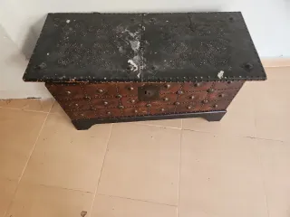 Baúl antiguo para restaurar