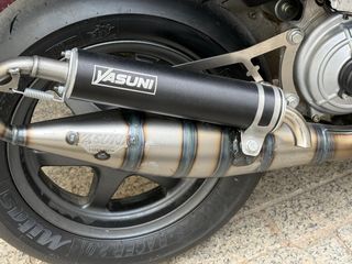 Yasuni R Scooter Escape Negro/Plata