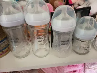 Lote 4 Biberones Philips Avent