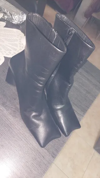 Balenciaga Square Knife Booties - Piel Negra