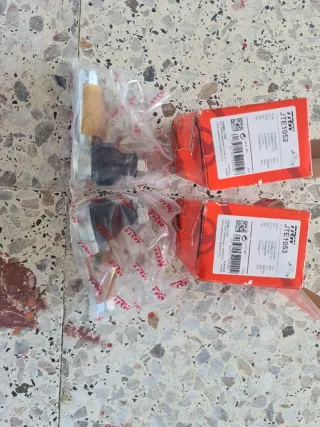 TRW JTE1052 Rótula Dirección