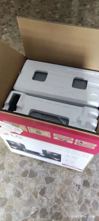 Microcadena LG CM2460 100W RMS Bluetooth