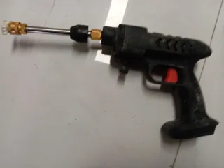 Pistola de lavado de alta presión recargable