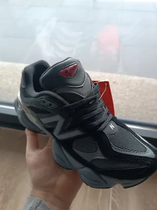New Balance 9060 Preto/Cinza