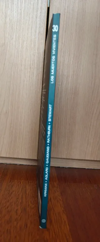 Los Muertos Vivientes 30. Nuevo Orden Mundial.