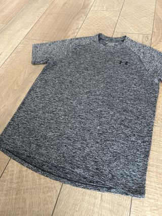 Camiseta deportiva Under Armour gris Talla M