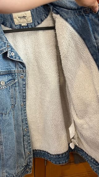 Cazadora vaquera Pull&Bear azul y gris