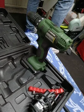 Maletín para destornillador eléctrico ST