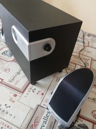 Philips subwoofer system modello SPA2300 casse e s