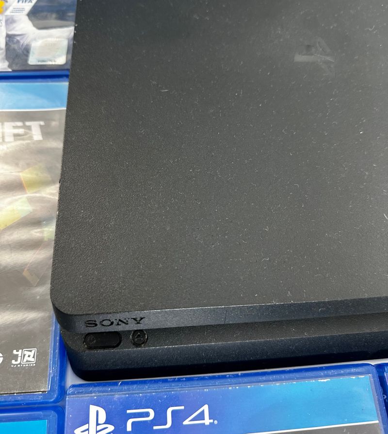 PlayStation 4 + 8 Juego + 2 Mandos afbeelding 8