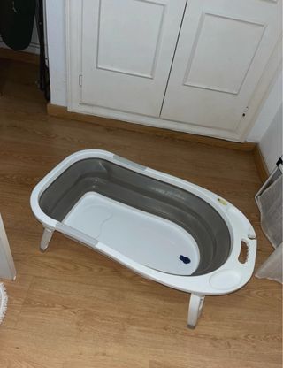 Bañera plegable para bebé recién nacido.