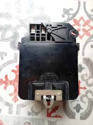 Contador de luz GE24 220V 15(60)A