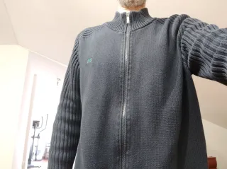 Cárdigan Burberry azul bien conservado