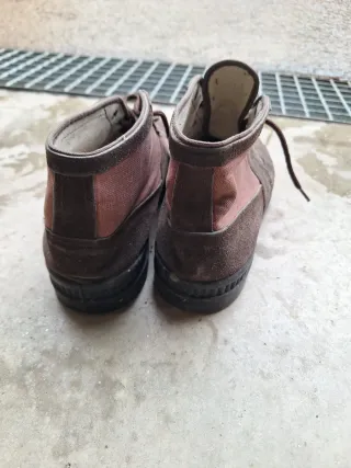 Chirucas antiguas marrones