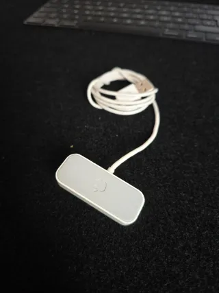 Base Dock iPod Shuffle 2G Blanca
