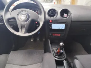 SEAT Ibiza 2004
